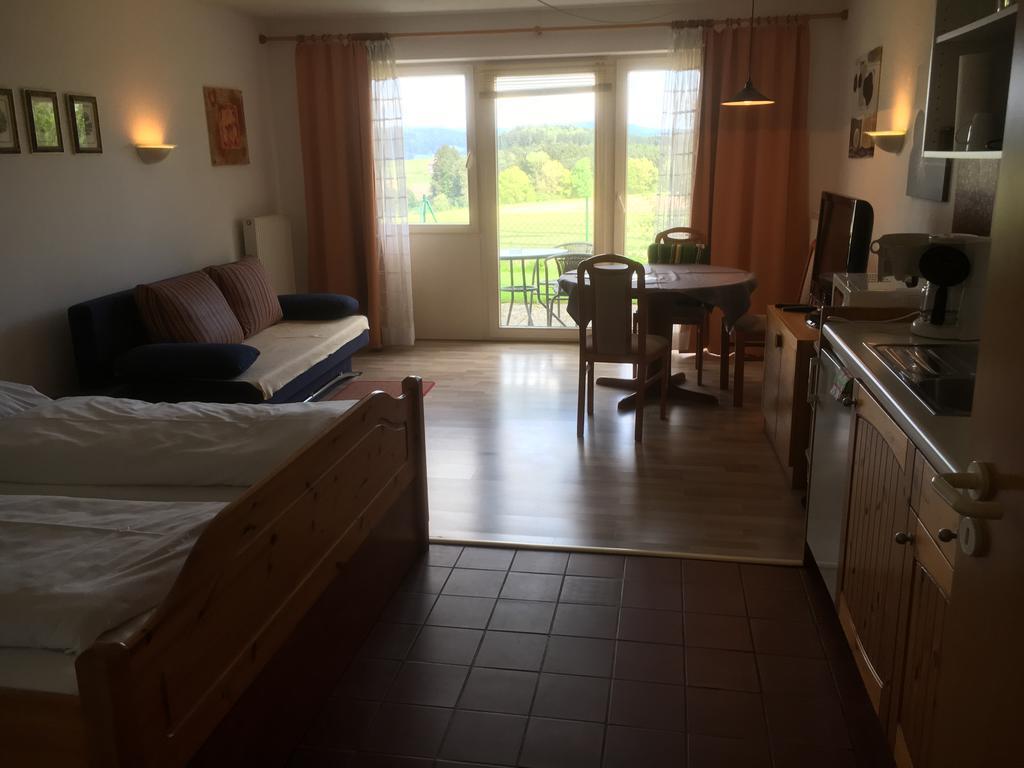 Apartmentanlage Am Kellerberg Zandt Exterior photo
